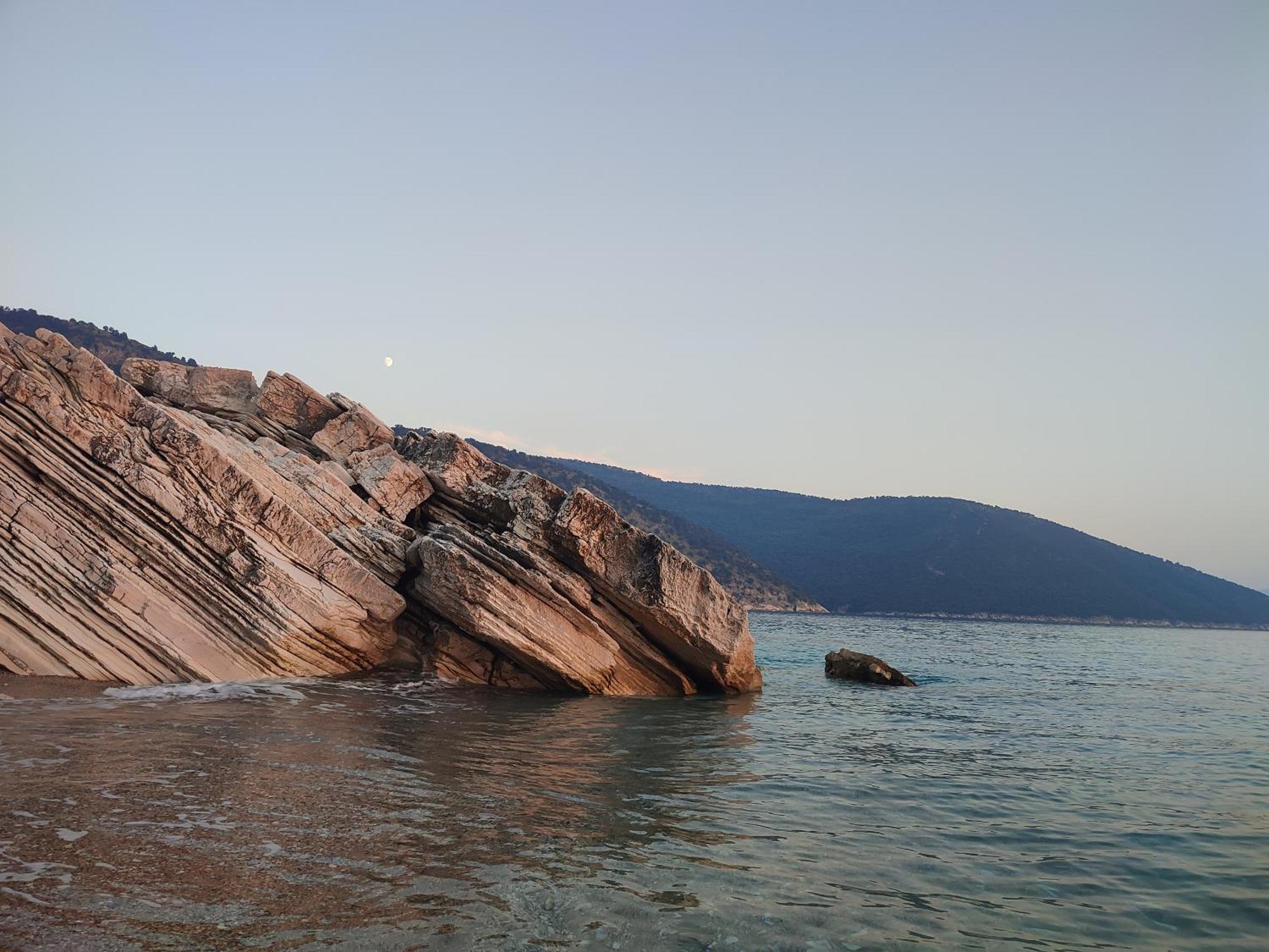 Lost Paradise Eco Camping Himare Eksteriør bilde
