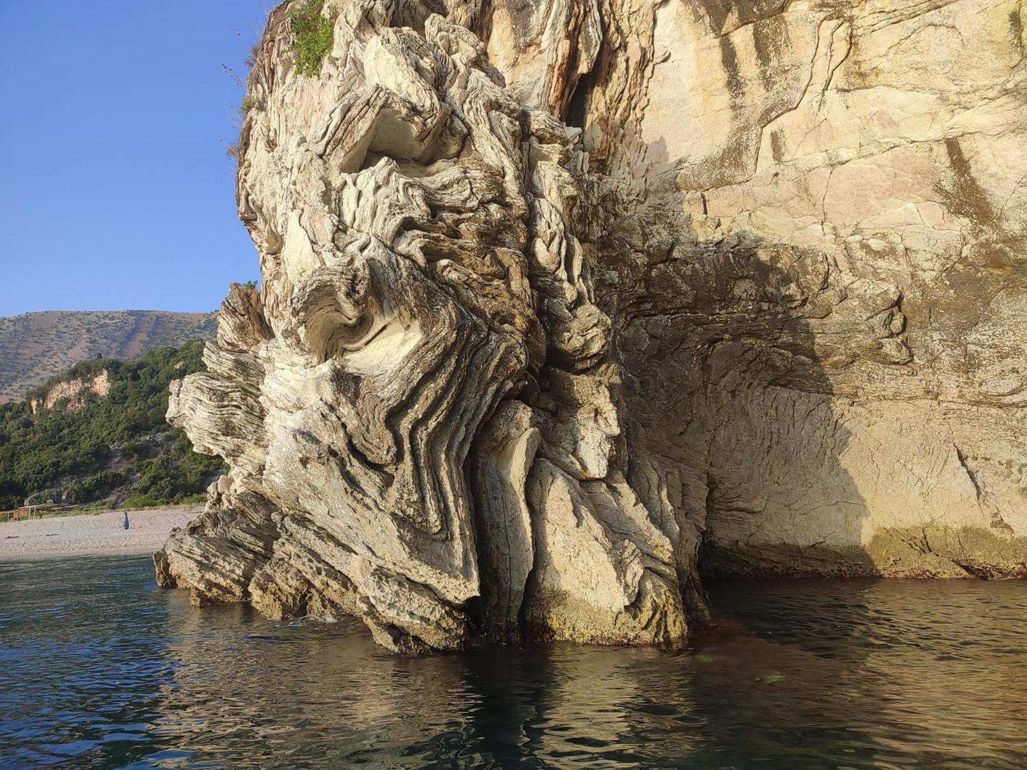 Lost Paradise Eco Camping Himare Eksteriør bilde
